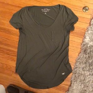 Hollister green t-shirt
